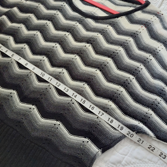 Y2K VINTAGE WET SEAL DOLMAN LIGHTWEIGHT SWEATER - Picture 8 of 9